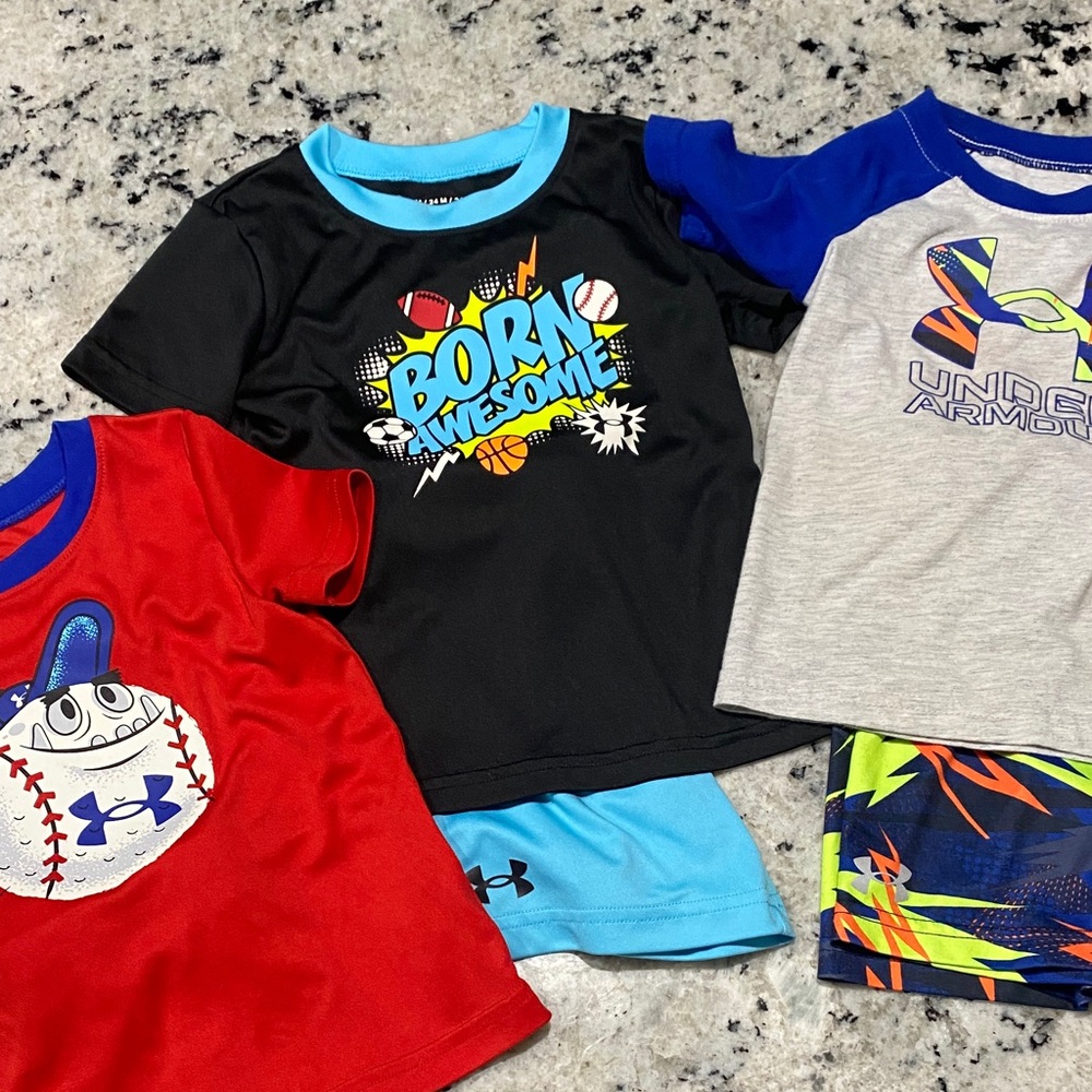 24 month Under Armour Kids T-Shirt Sets